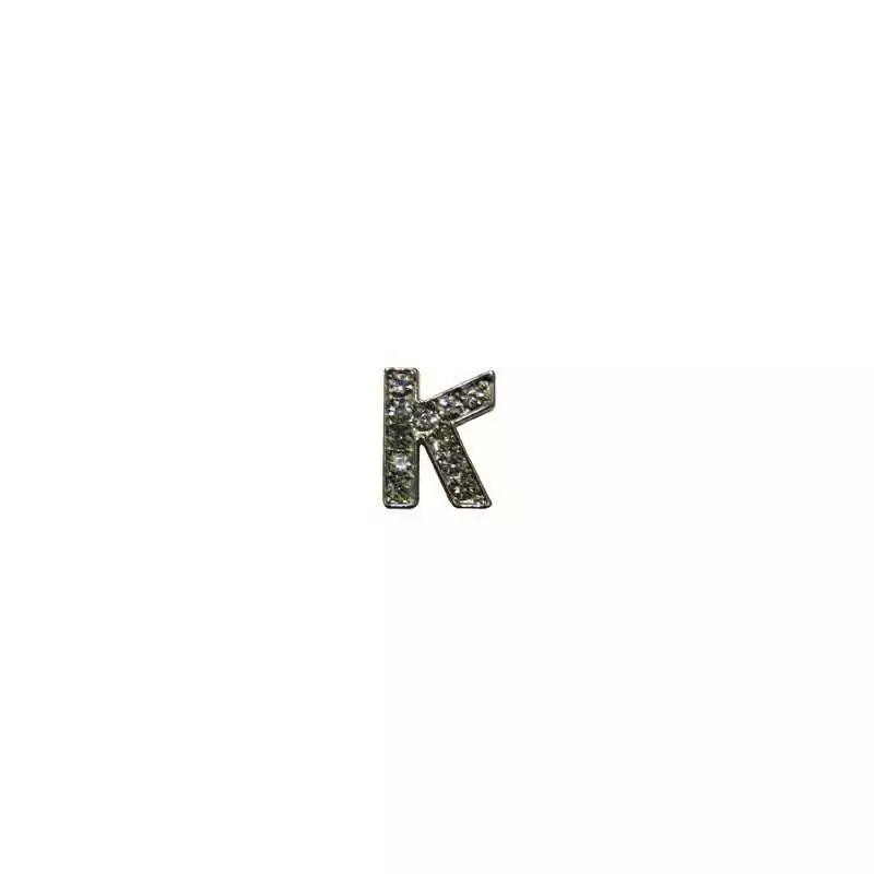 Ozdobné písmeno K na čelenku HKM